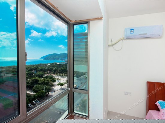 豪华高层海景三卧室一厅套房1002