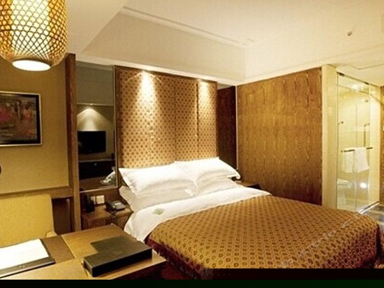 行政豪华大床房