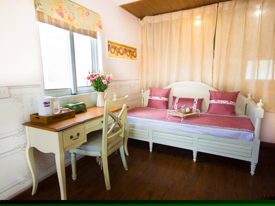 极致山景套房（露台景观）