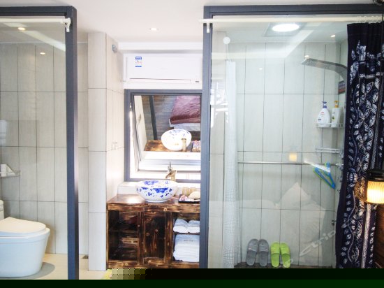 花雨舒适榻榻米大床房