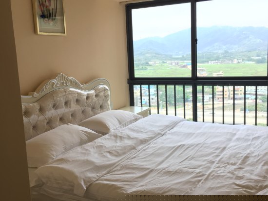 海逸湾豪华园景两卧室