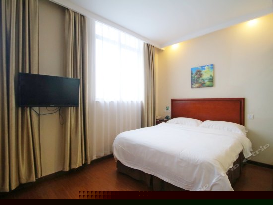 1.5米豪华大床房