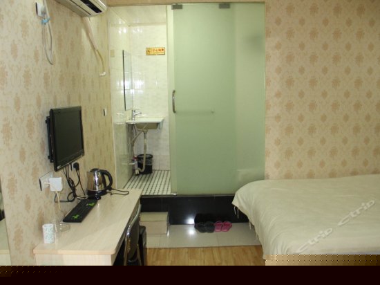 商务标准间（带电脑）