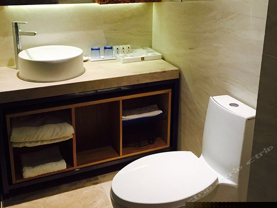 行政海景双床房