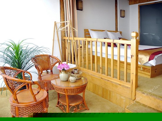 白族民居星空大床房