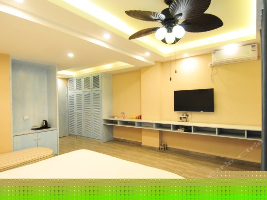 精品蜜月阳台房