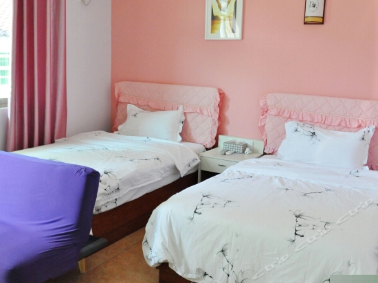 阳台豪华双床房