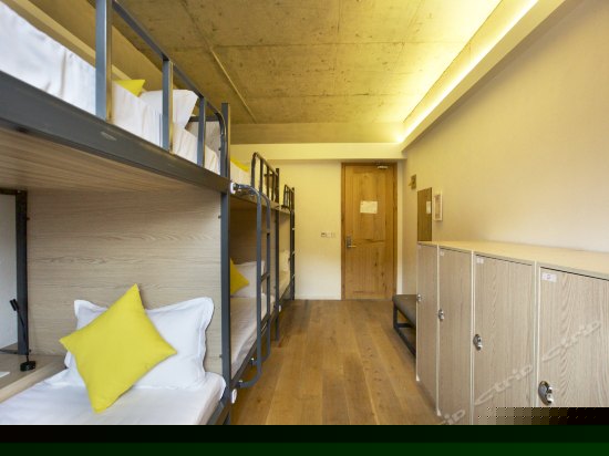 六人间（床位房）