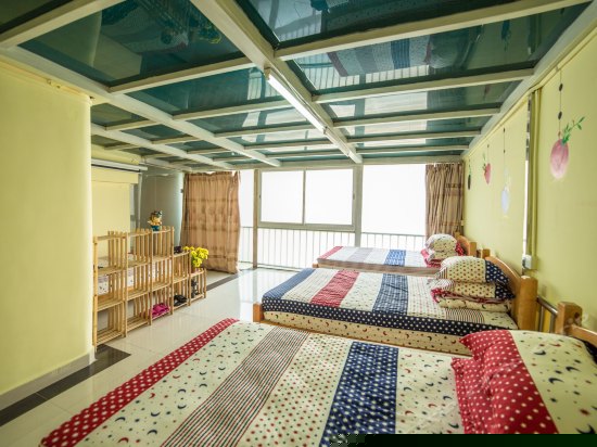 女生四人间（床位）