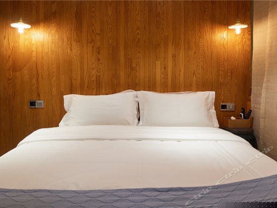 最美夕阳海景大床房