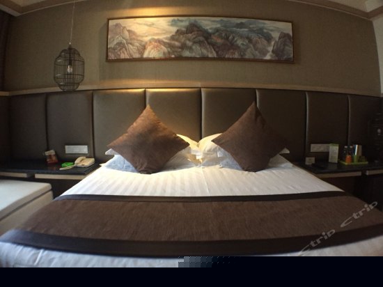 尊享按摩椅大床房