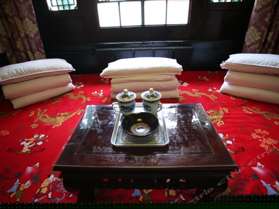 明清四人土炕房