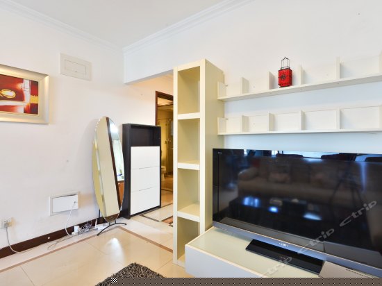 豪华开间大床房