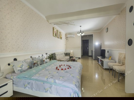 温馨欧式豪华蜜月海景大床房