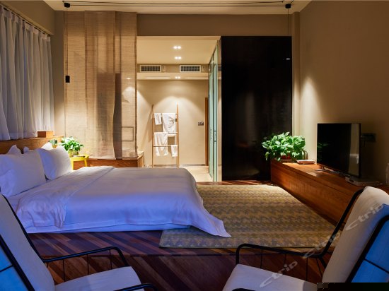 庭院海景大床房