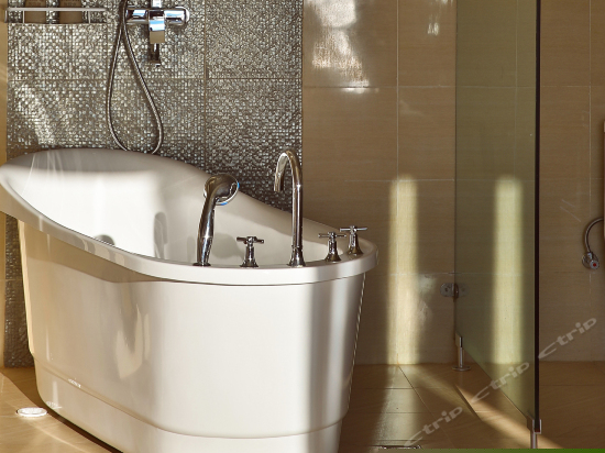 海景露台豪华大床房