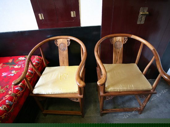 明清四人土炕房