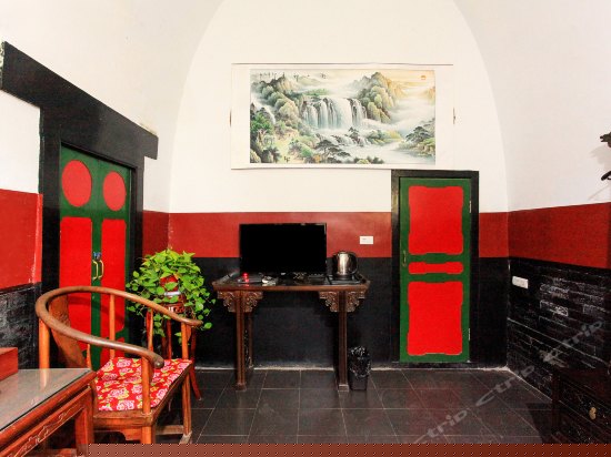 特色窑洞大土炕