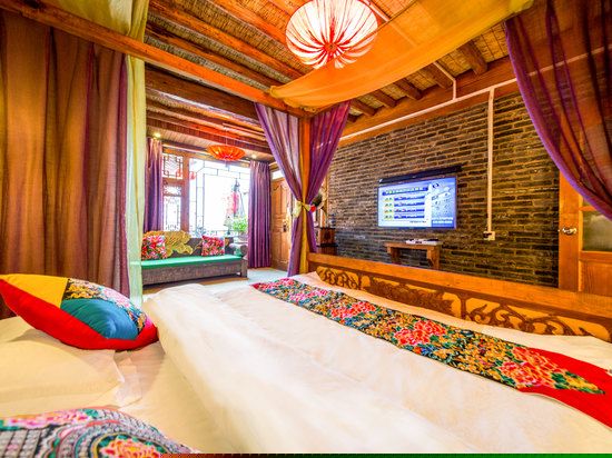 纳西庭院精品大床房