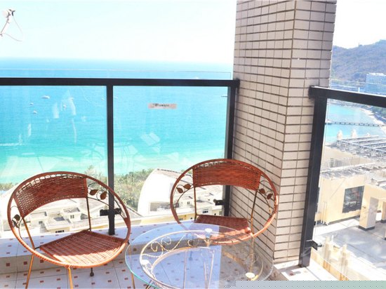 阳台海景大床房