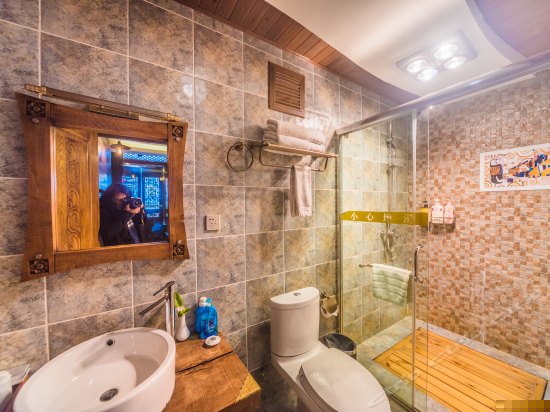 豪华阳光大床房