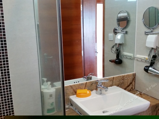 豪华海景大床房