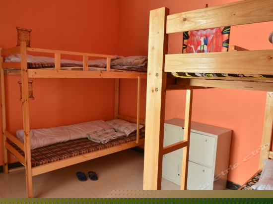 四人女生房(床位)