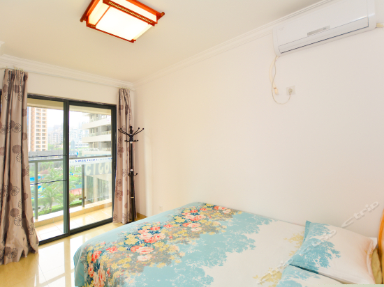 温馨三室一厅套房