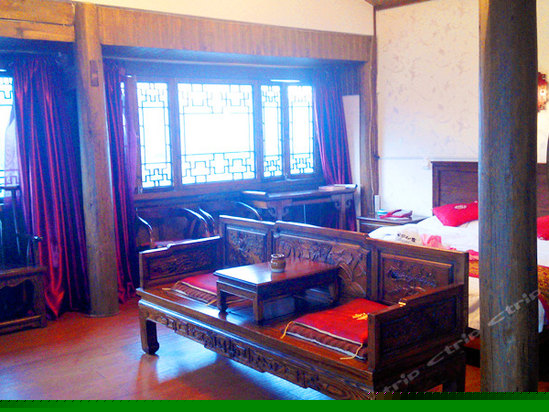 二楼观景大床房