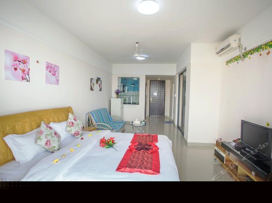 兰海三期豪华海景大床房