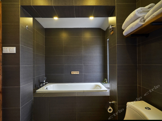 山景露台榻榻米