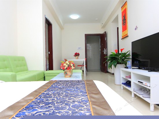 两房一厅四床房