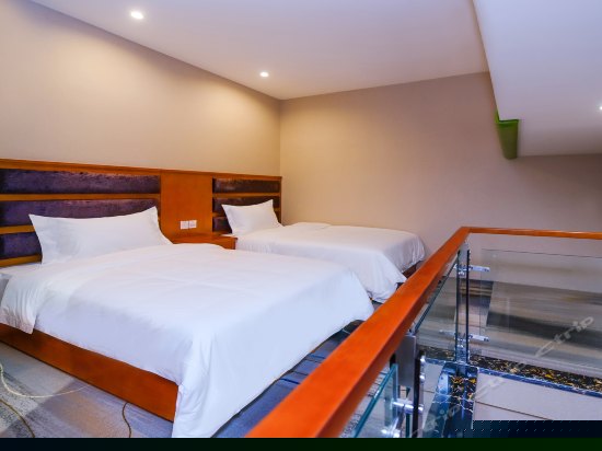 复式双床间(无窗)