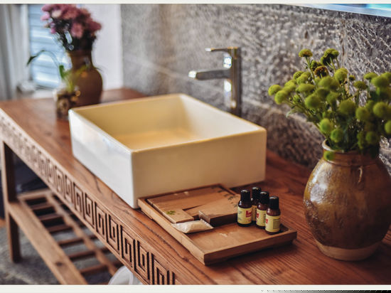 S202宽面海景露台家庭套房