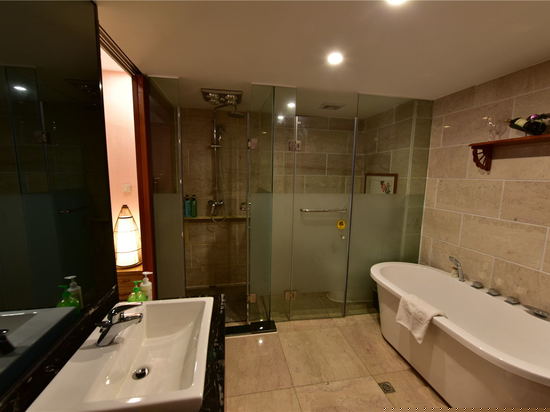 独立花园海景大床房