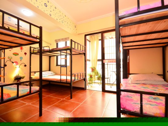 女生六人间（床位房）