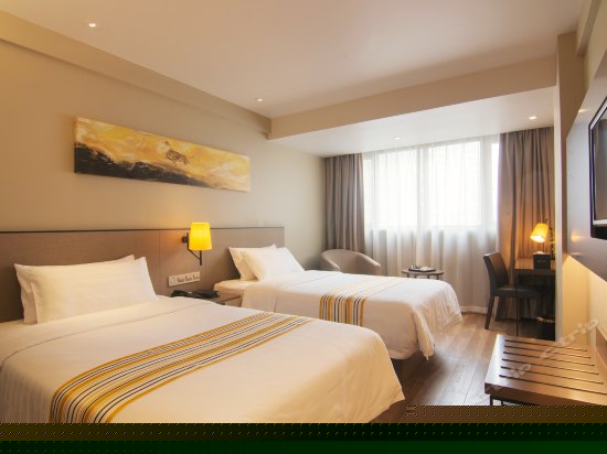 精选高级双床房