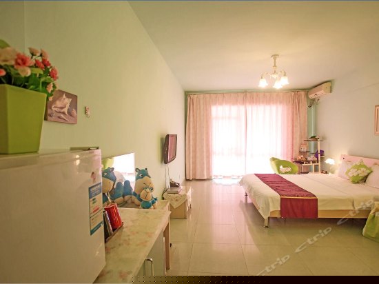 兰海二期豪华海景大床房