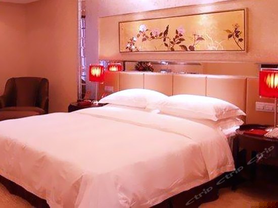 豪华海景大床房