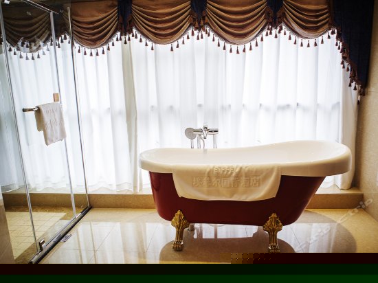 巴黎行政大套房