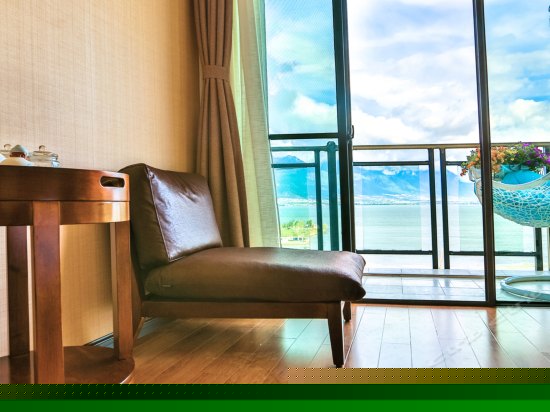 270°海景独立阳台大床房