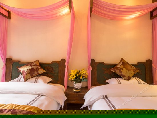 精致双床间