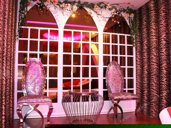 梦幻主题大圆床房