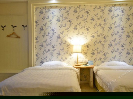 温馨浪漫双人床