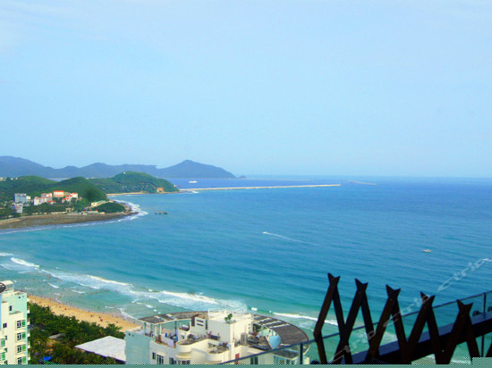 130度无敌海景大床房