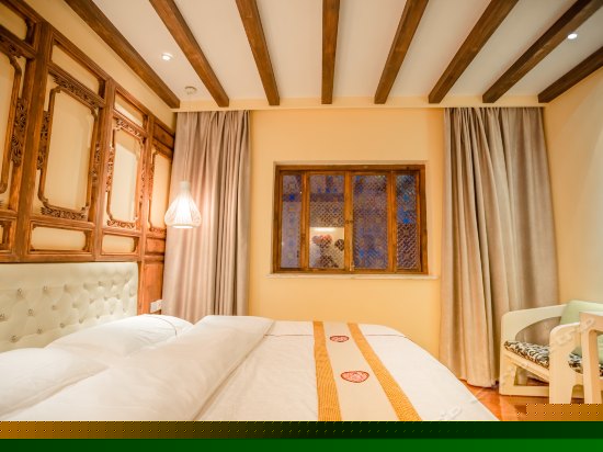 一楼雅致大床房