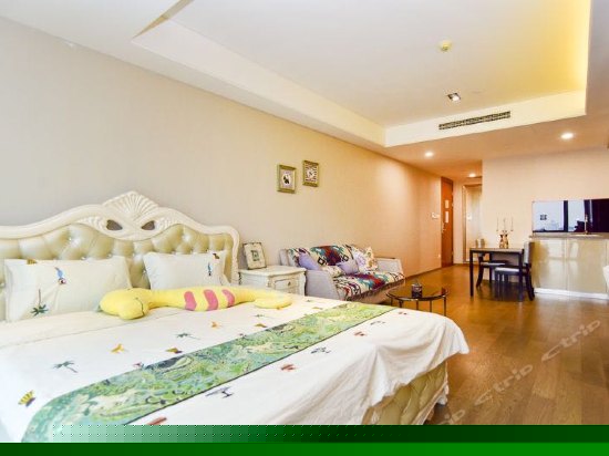 城景豪华家庭大床房(无窗)