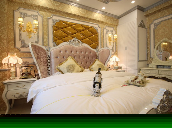 豪华宫廷套房