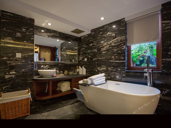 小桥流水观景房