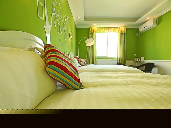 友谊至上四人房